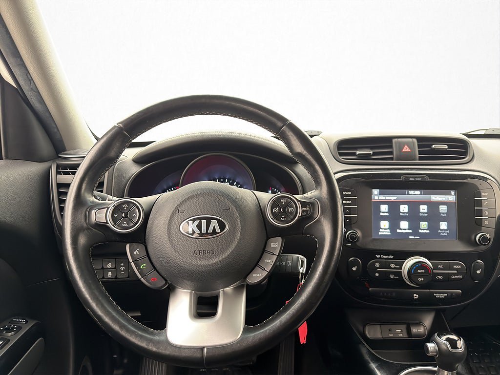 Vehicle Image 18