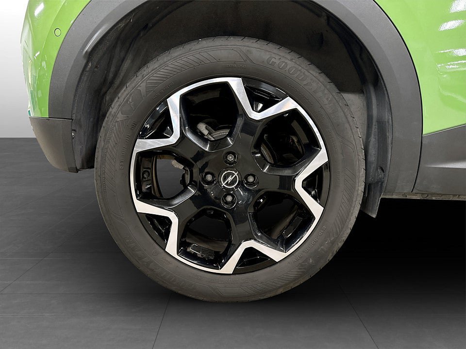 Vehicle Image 19