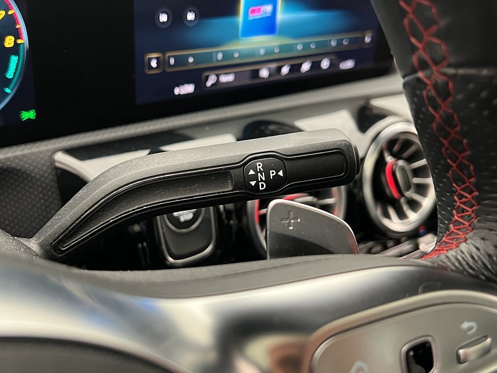 Vehicle Image 33