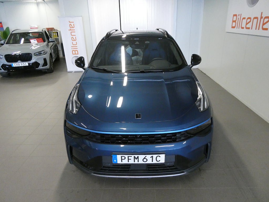 Vehicle Image 9