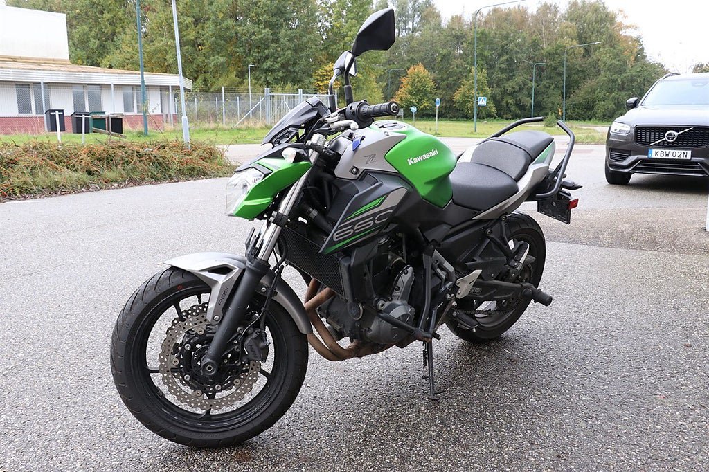 Vehicle Image 5