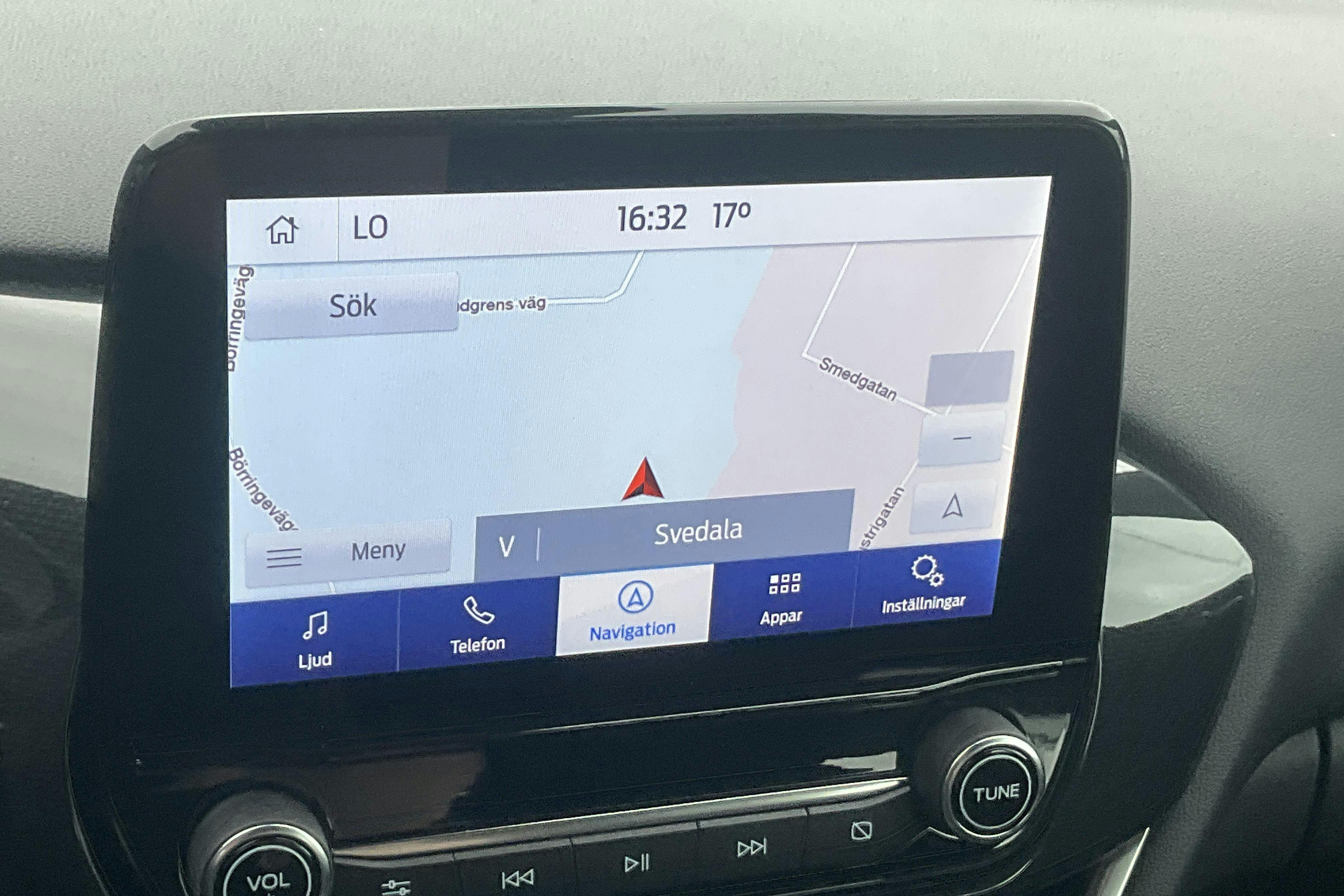 Vehicle Image 11