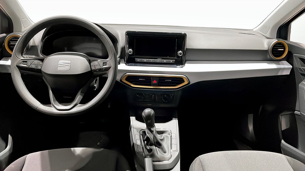 Vehicle Image 8