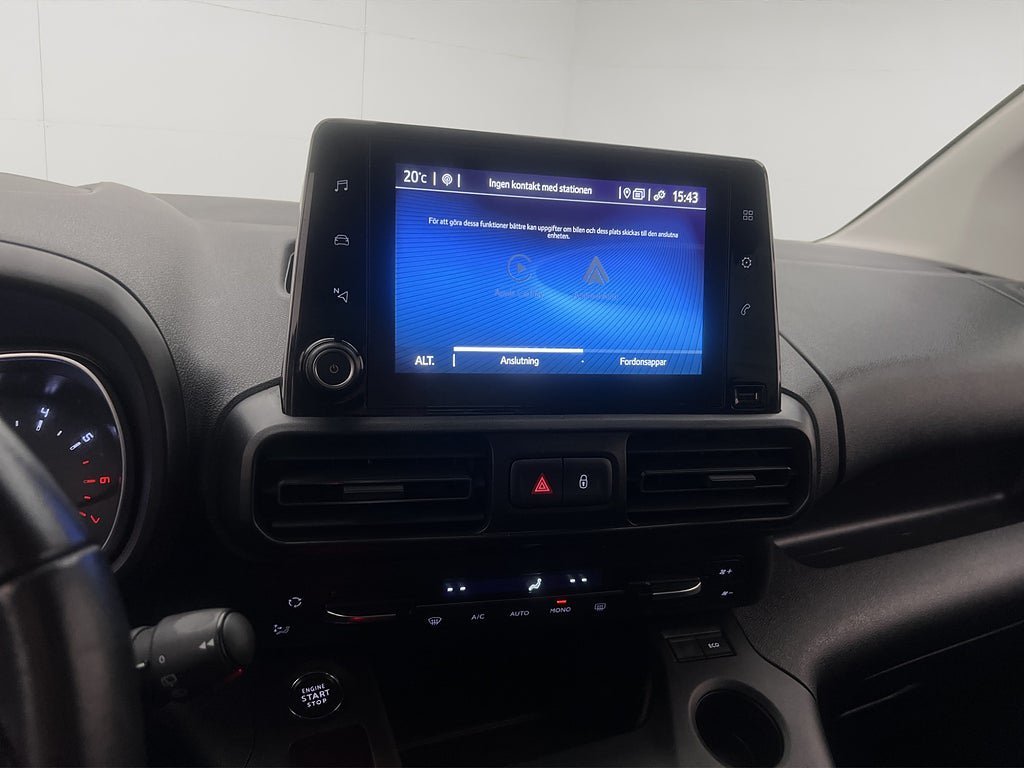 Vehicle Image 24