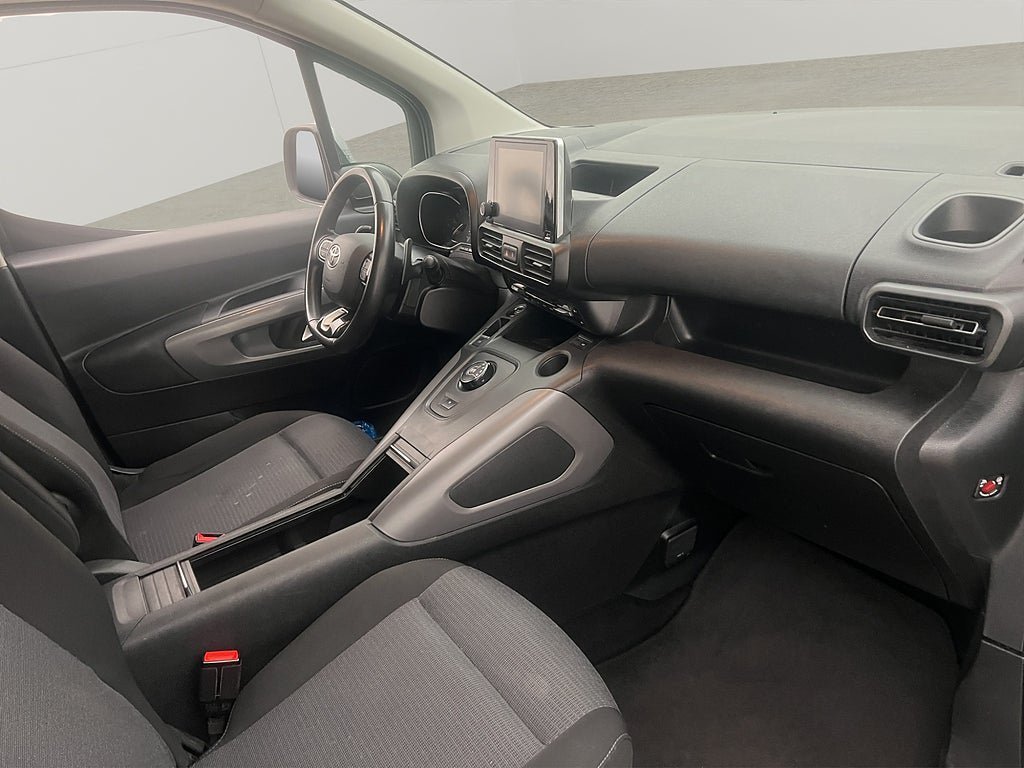 Vehicle Image 31