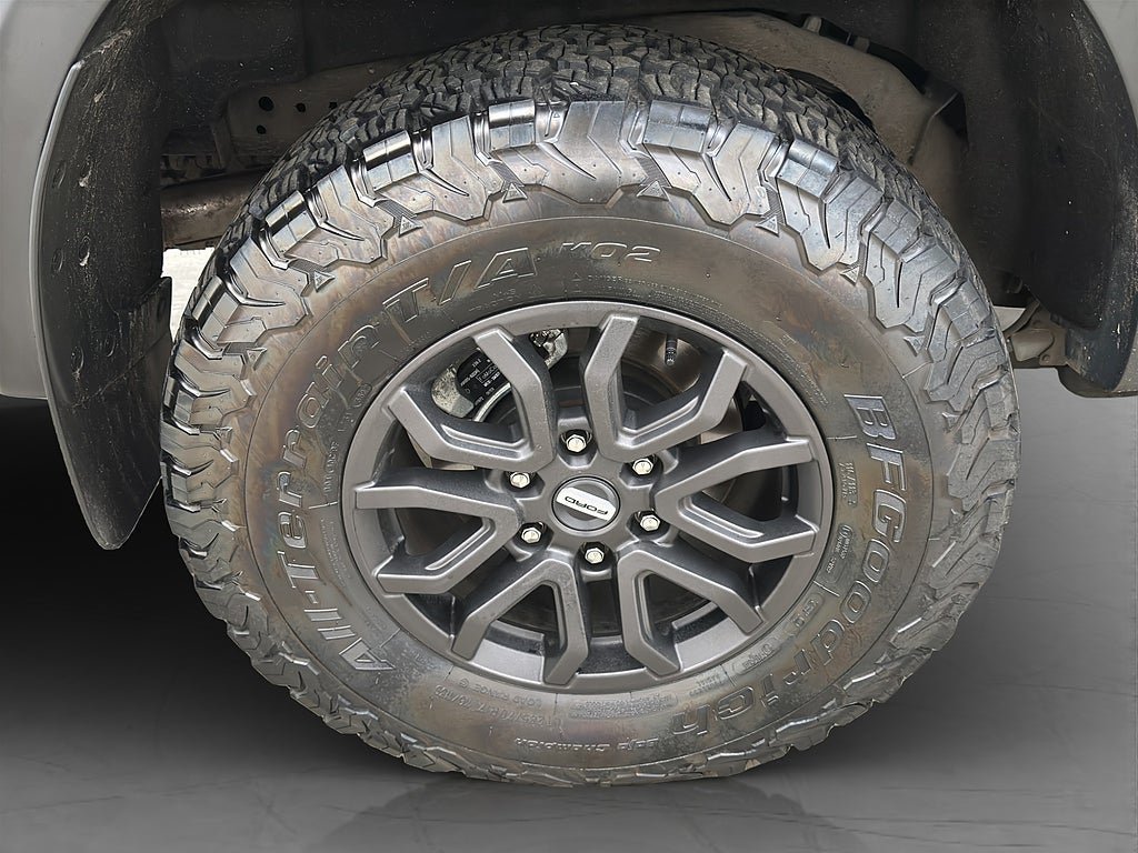 Vehicle Image 37