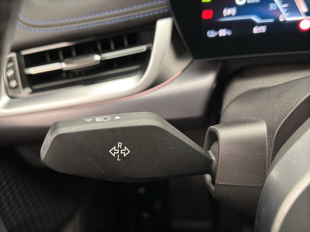 Vehicle Image 38