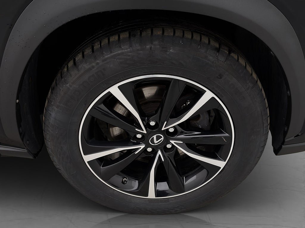 Vehicle Image 36