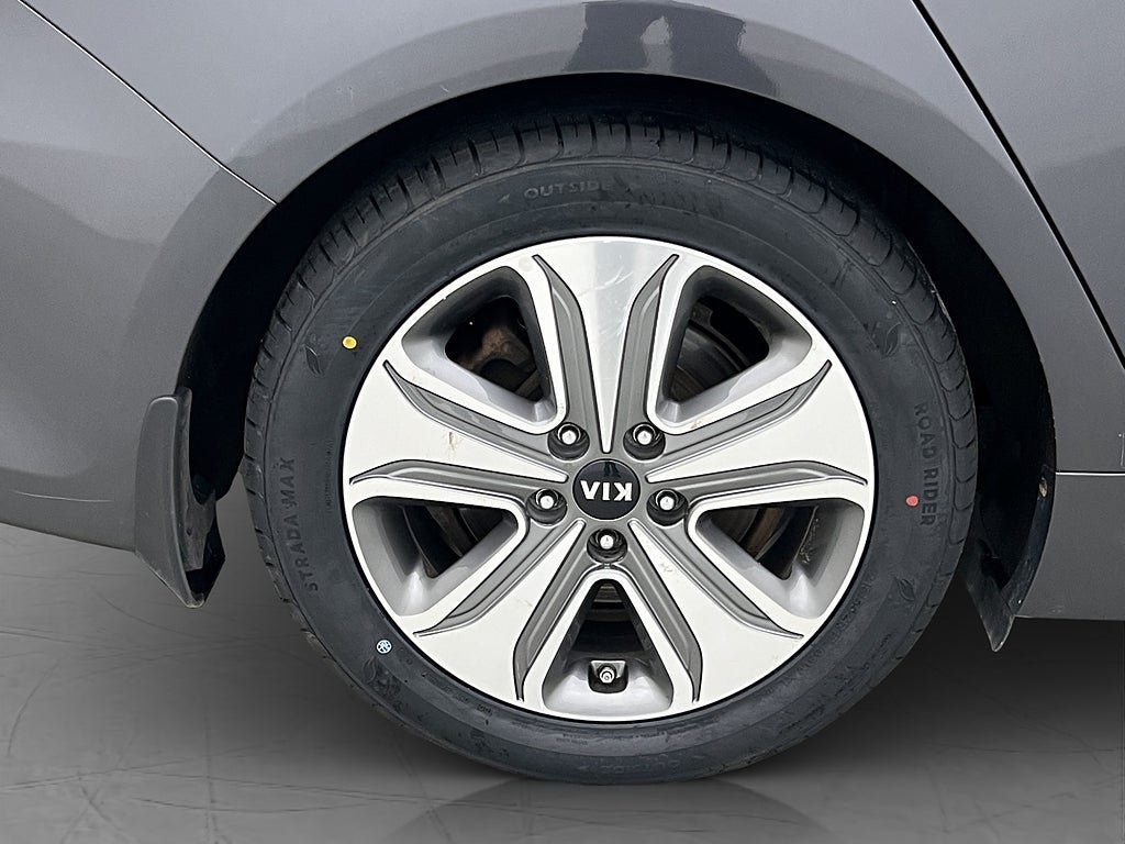 Vehicle Image 38