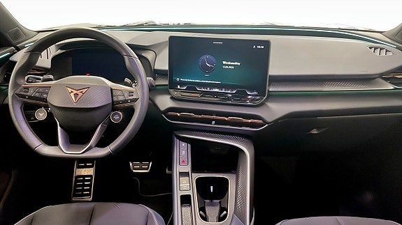 Vehicle Image 10