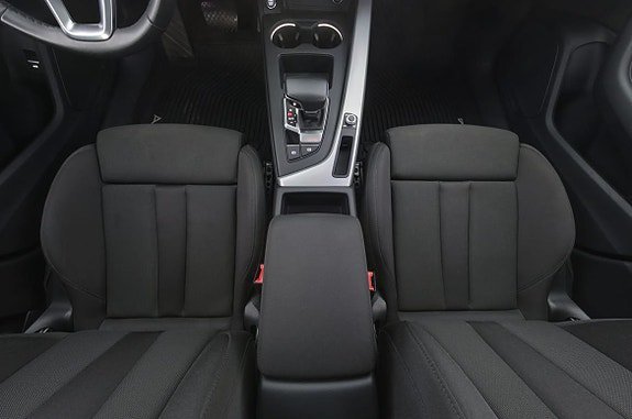 Vehicle Image 19