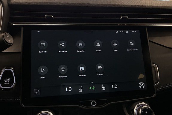 Vehicle Image 19
