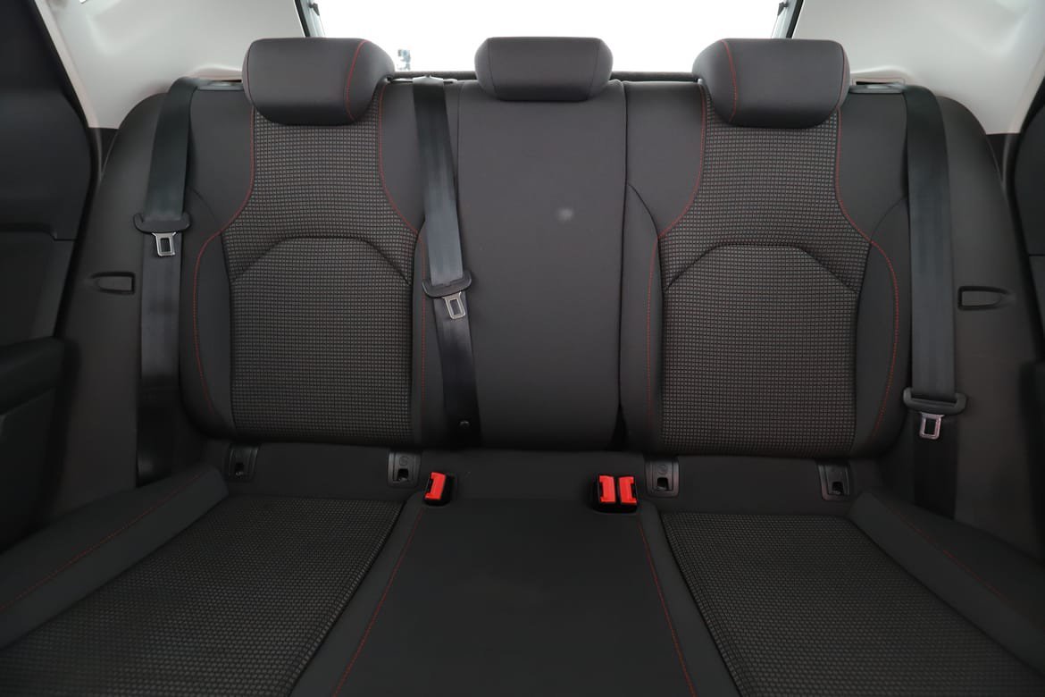 Vehicle Image 16