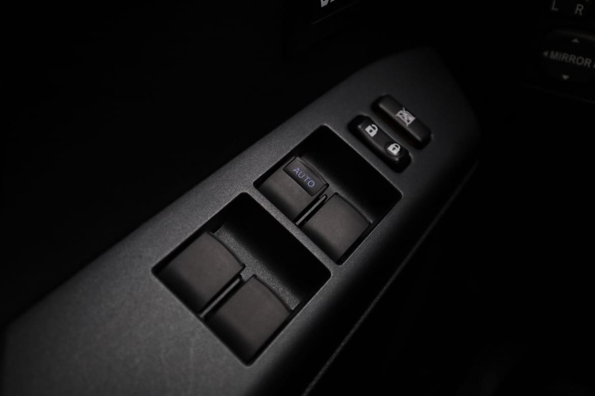 Vehicle Image 32