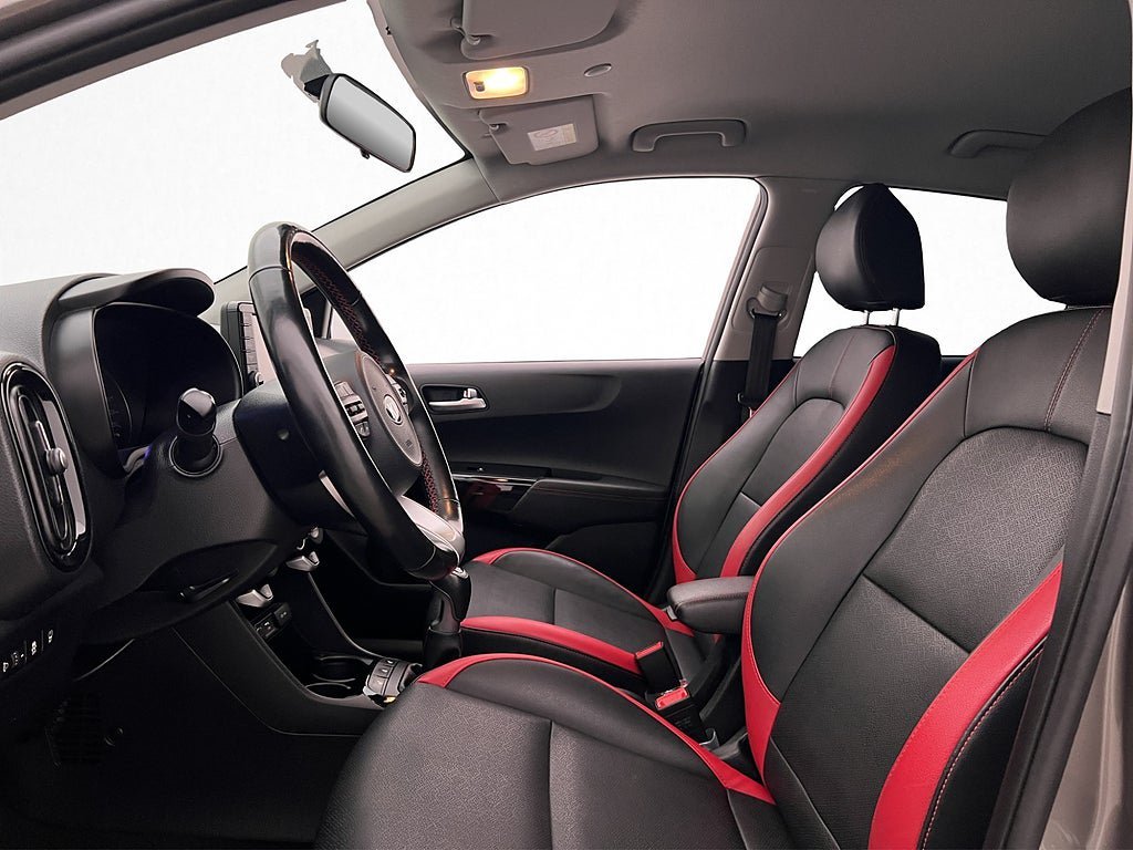 Vehicle Image 11