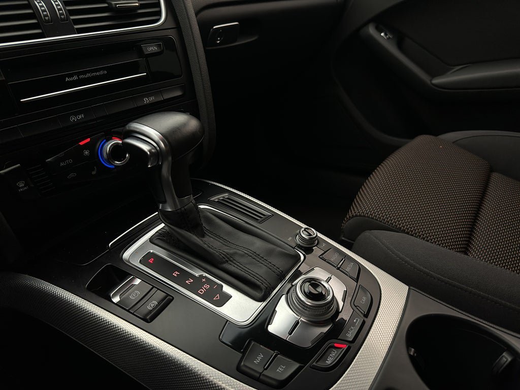 Vehicle Image 23
