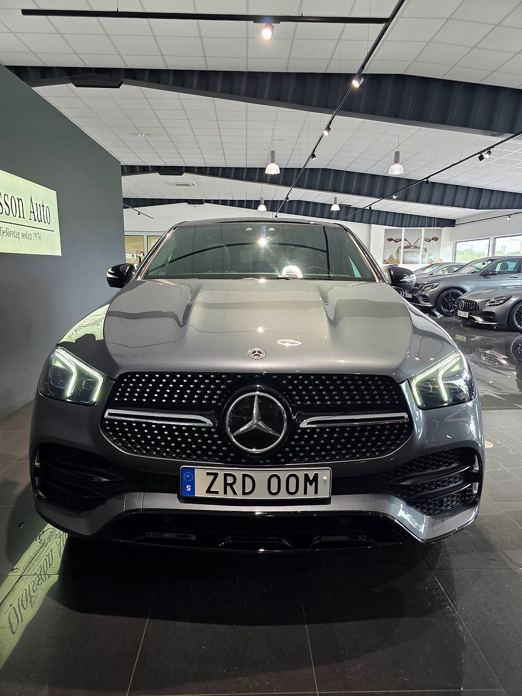 Vehicle Image 8