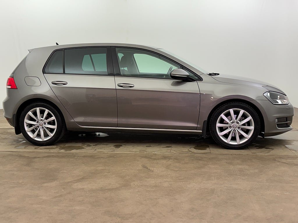 Vehicle Image 7