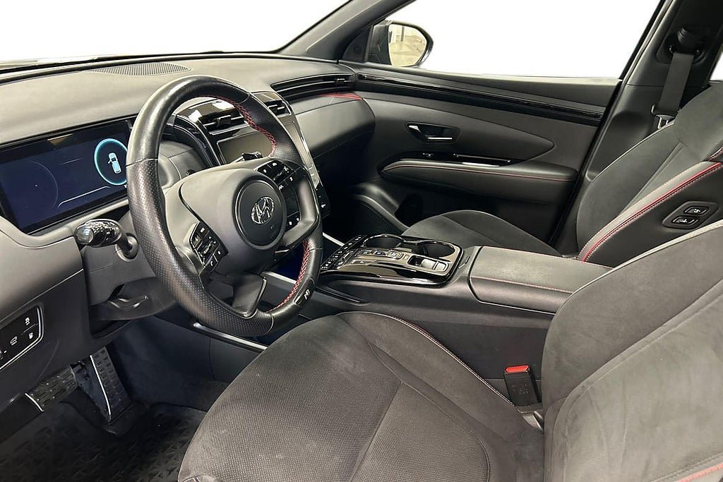 Vehicle Image 13