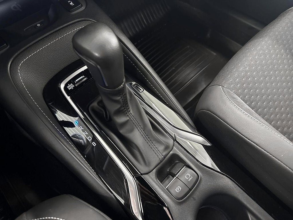 Vehicle Image 18
