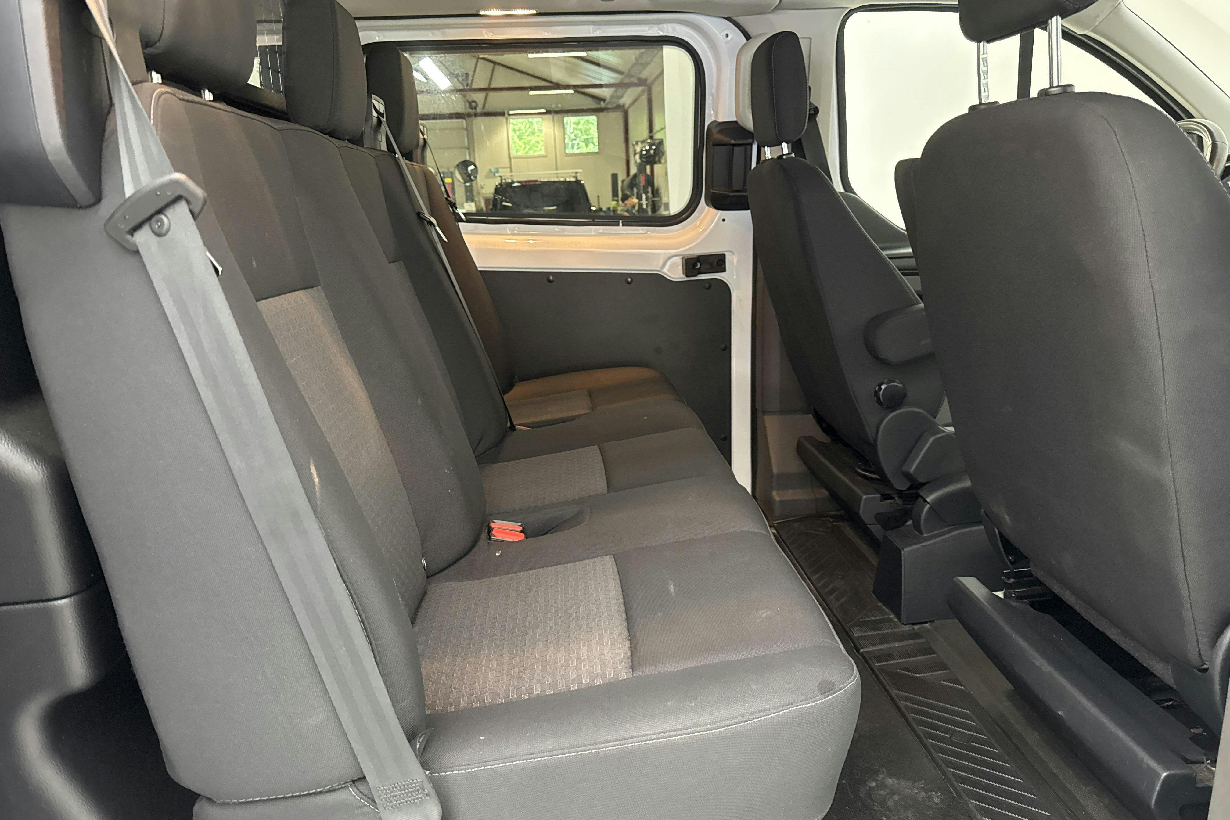Vehicle Image 8
