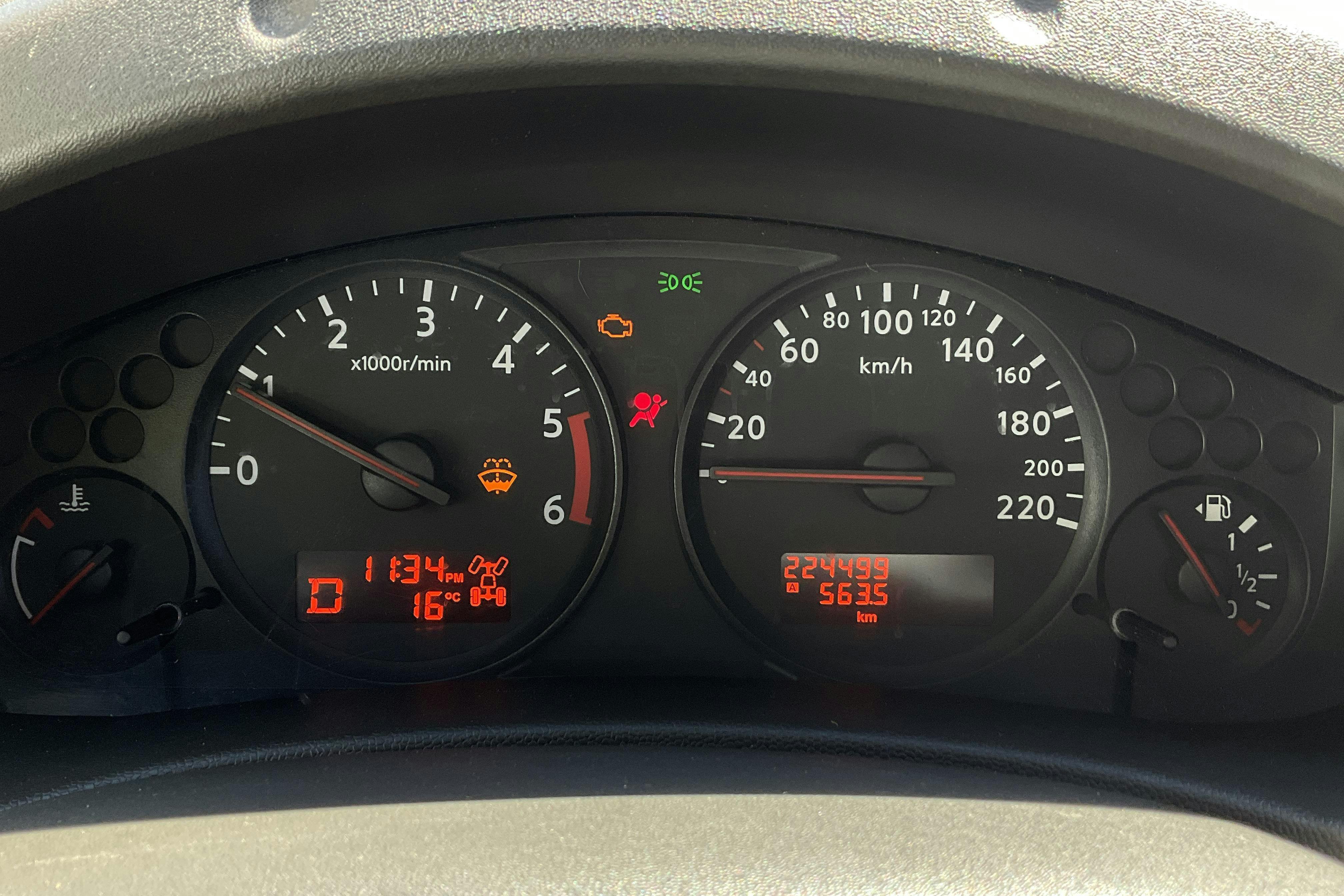 Vehicle Image 10
