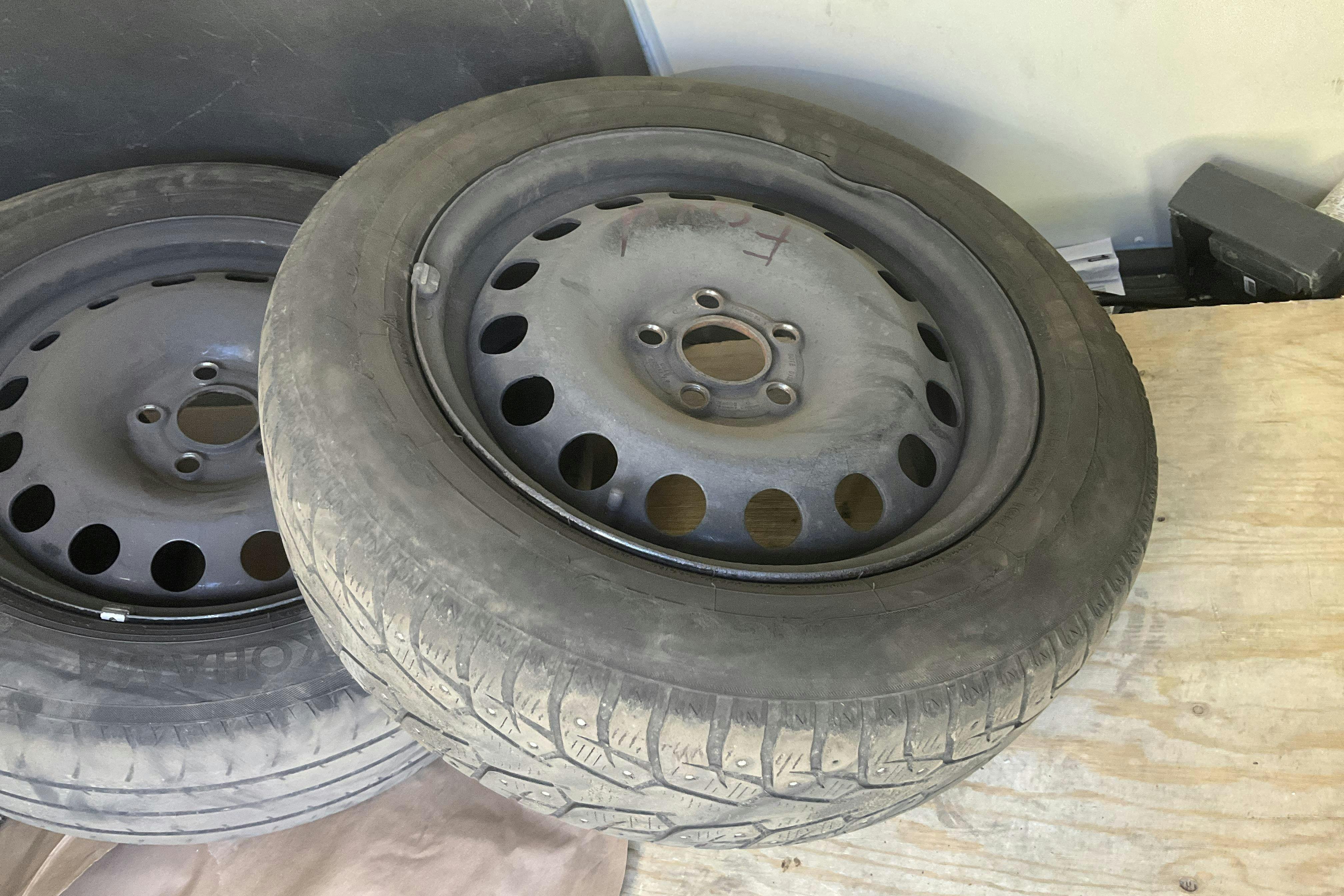 Vehicle Image 11