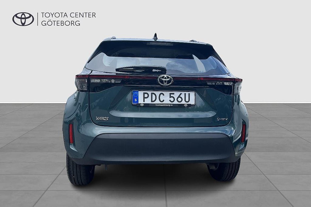 Vehicle Image 6