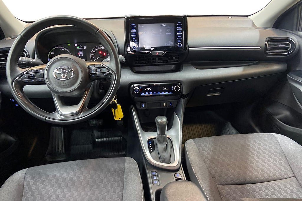 Vehicle Image 10