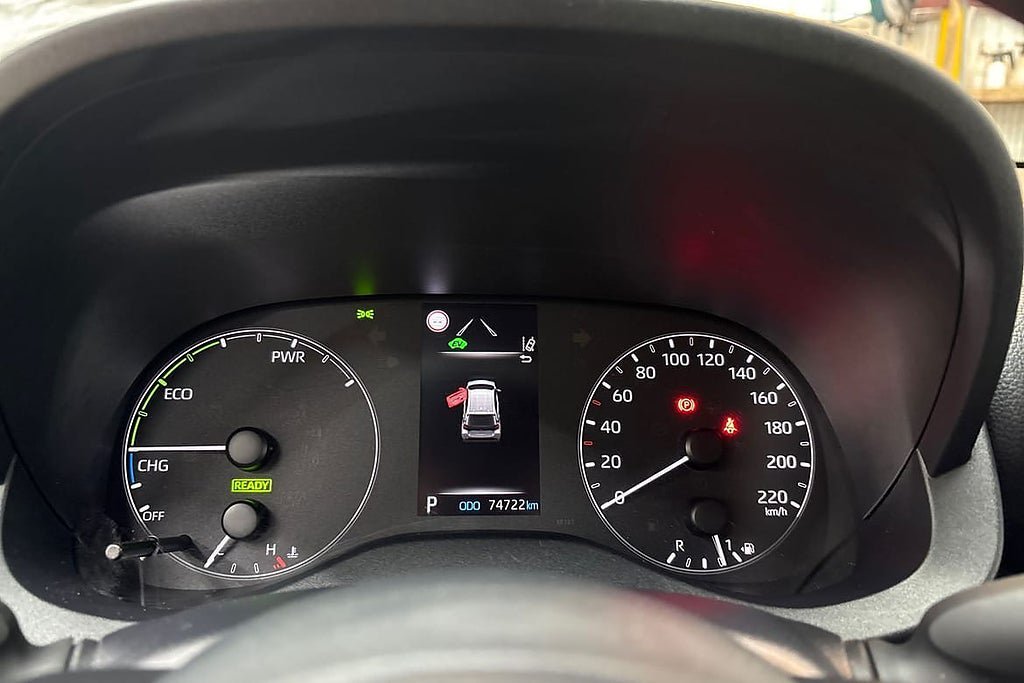 Vehicle Image 16