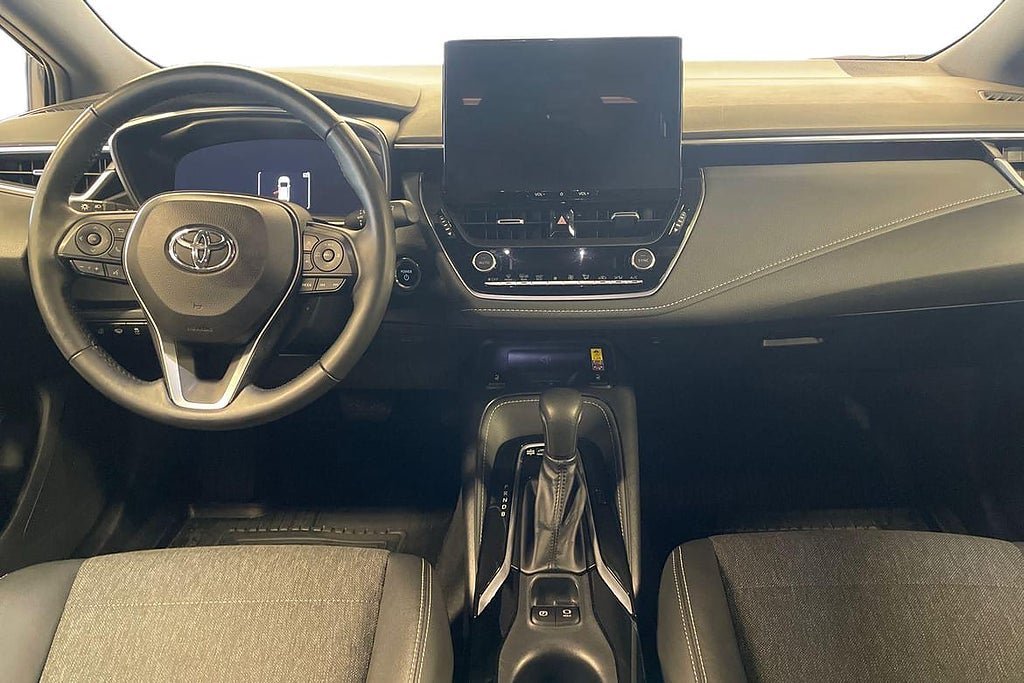 Vehicle Image 10