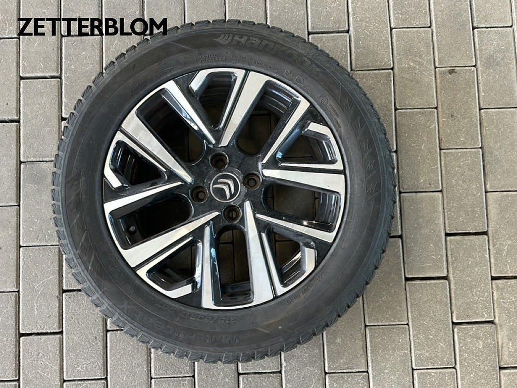 Vehicle Image 18