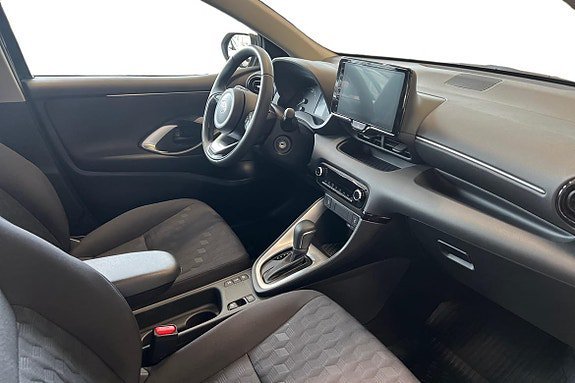 Vehicle Image 7