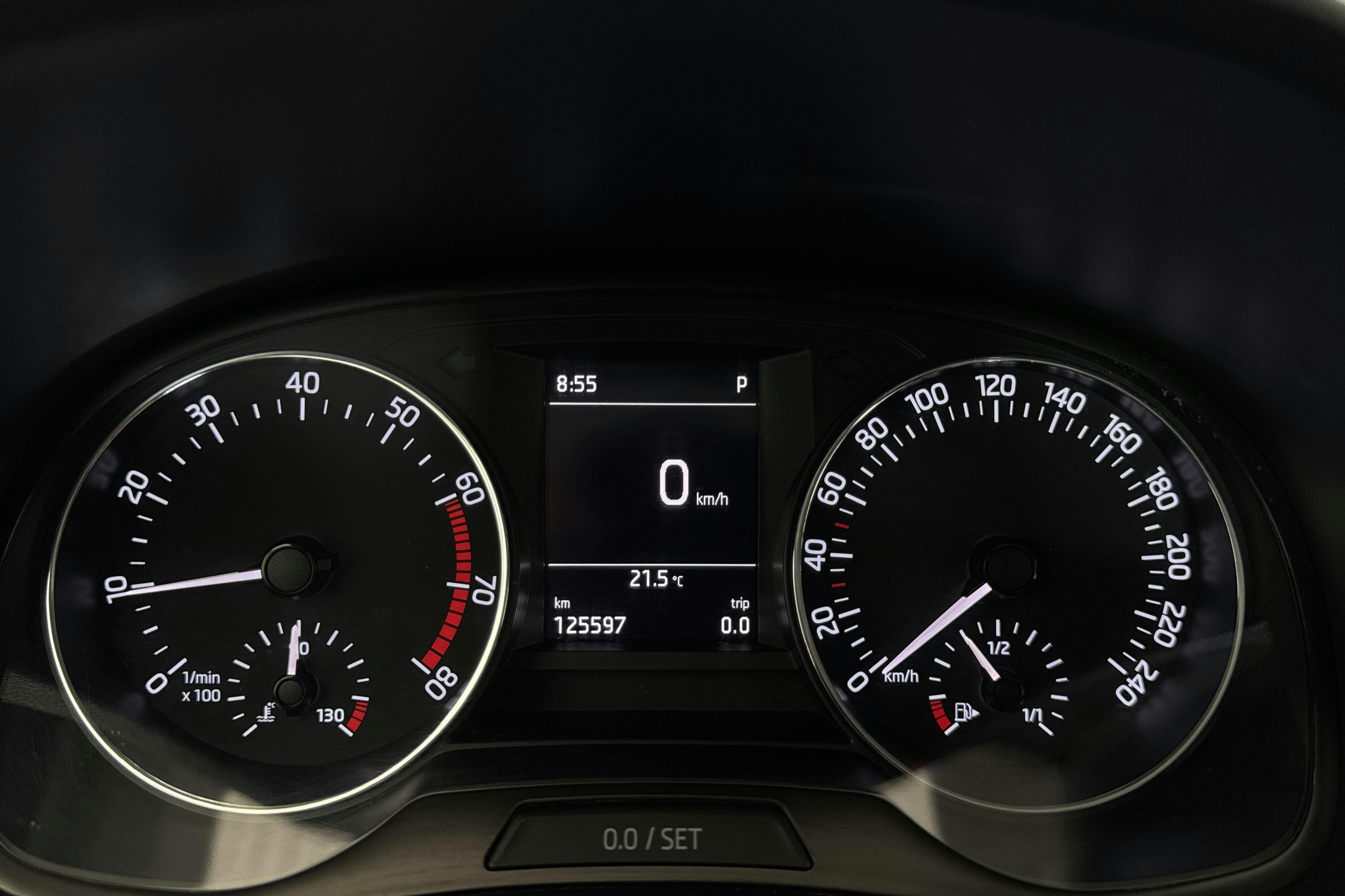 Vehicle Image 10