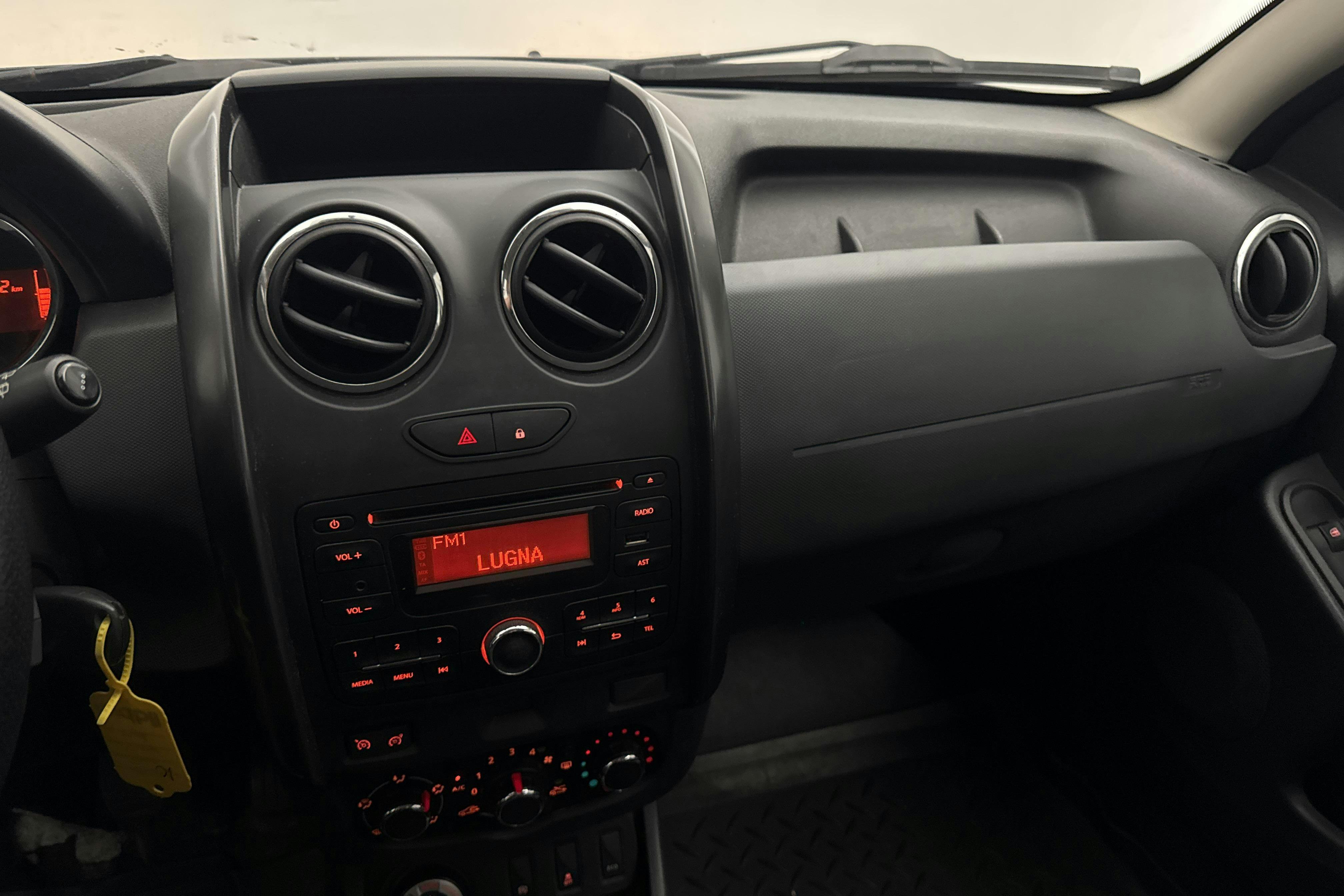 Vehicle Image 11