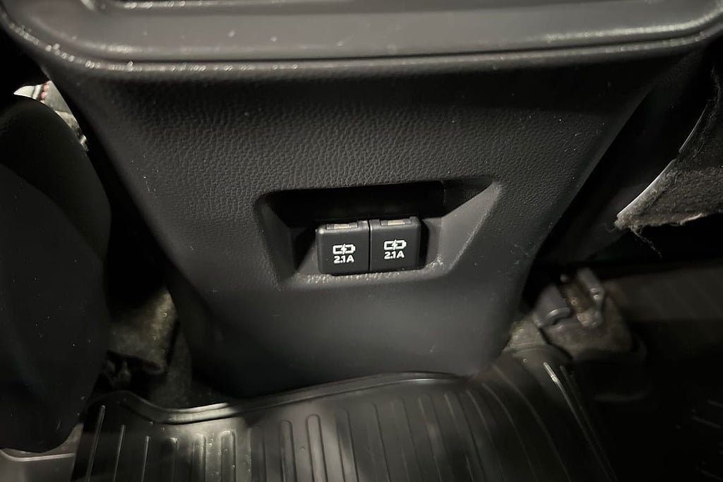 Vehicle Image 23