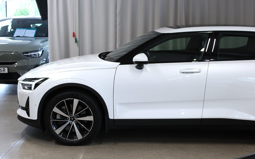 Vehicle Image 6