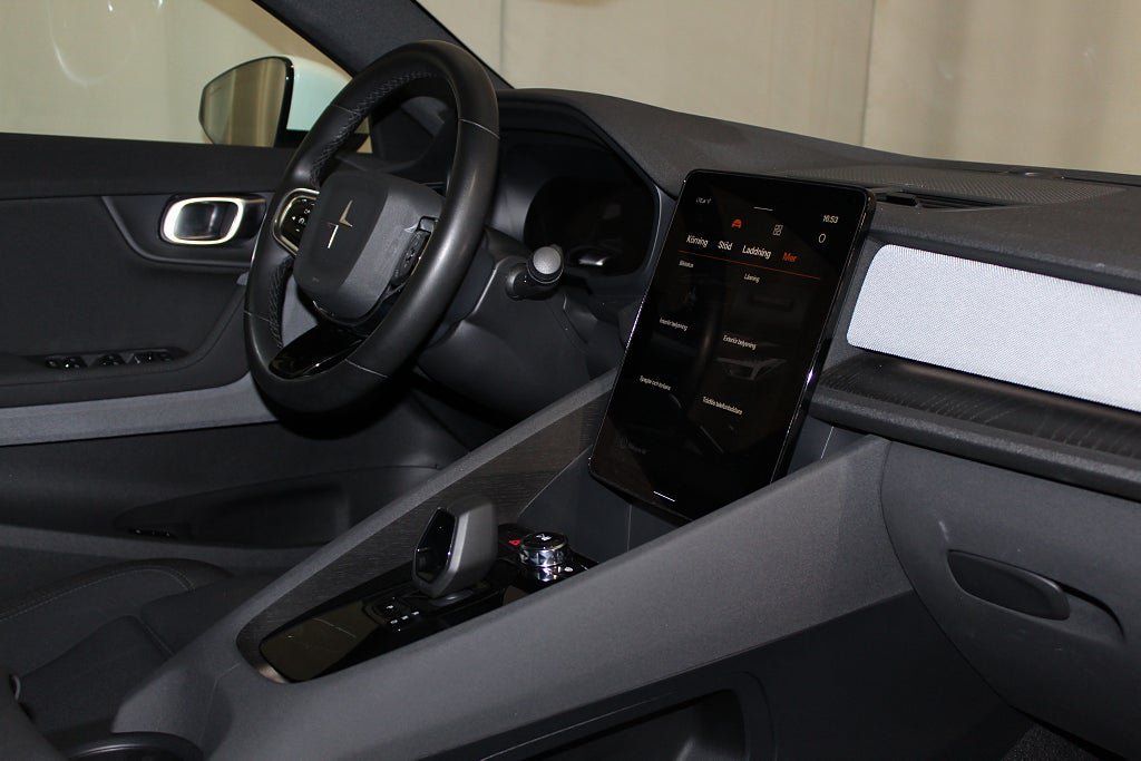 Vehicle Image 23