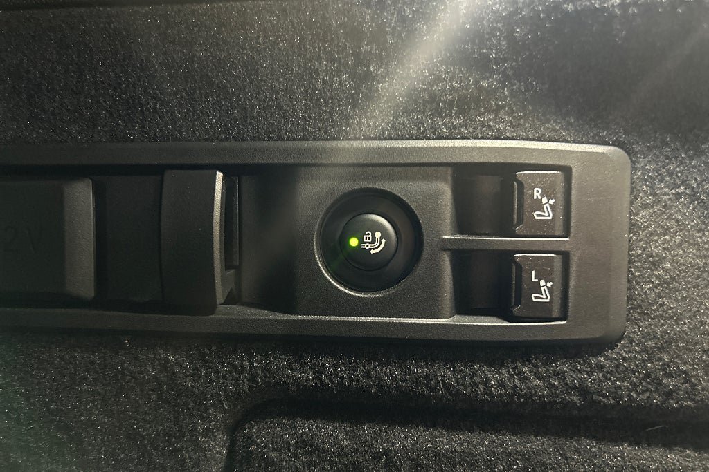 Vehicle Image 26