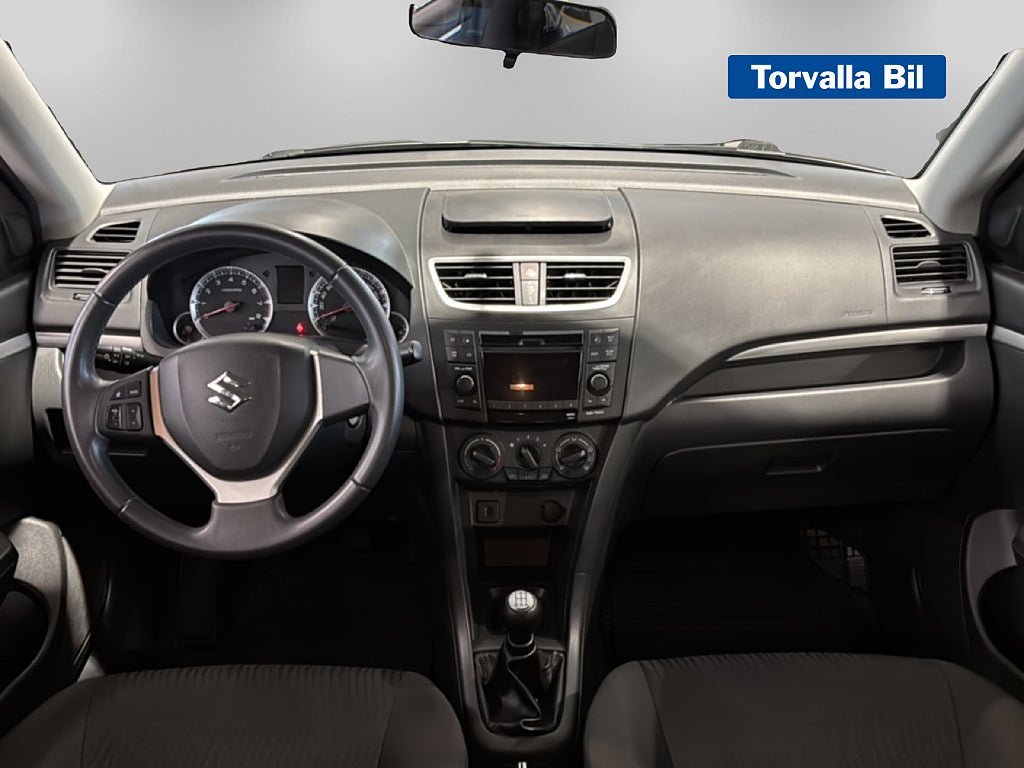 Vehicle Image 6