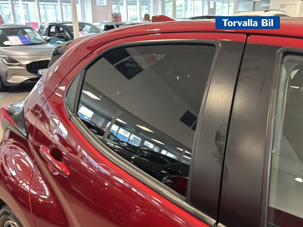 Vehicle Image 7