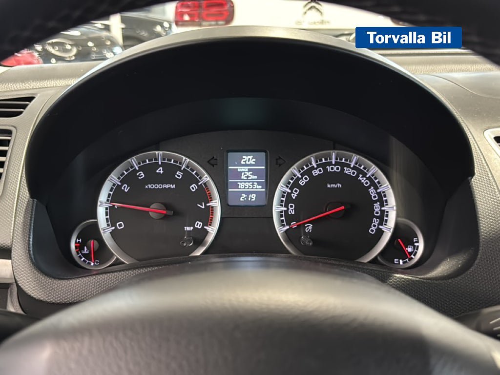 Vehicle Image 10