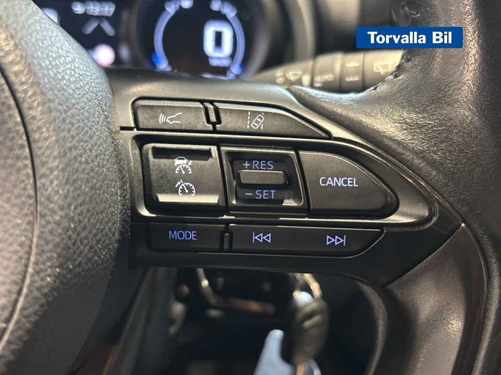 Vehicle Image 18