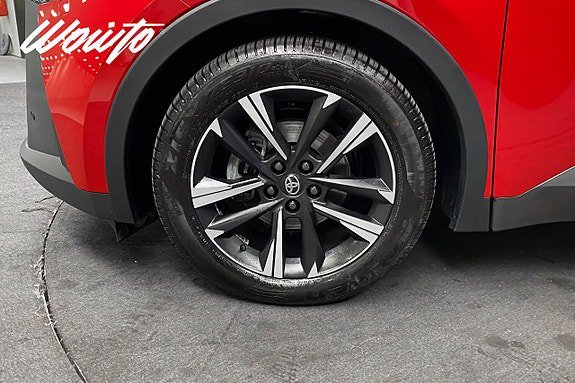 Vehicle Image 21
