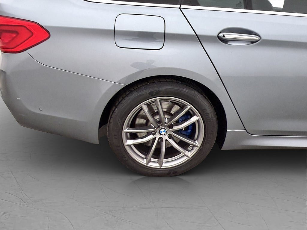 Vehicle Image 36
