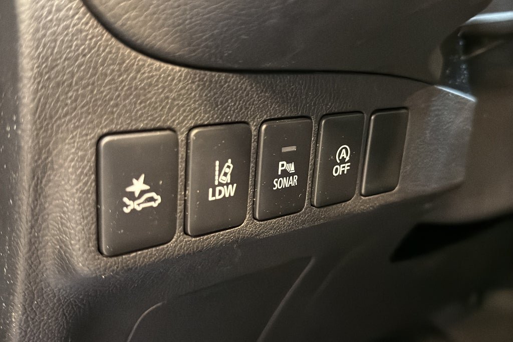 Vehicle Image 19
