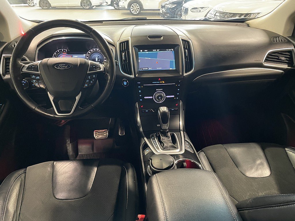 Vehicle Image 11
