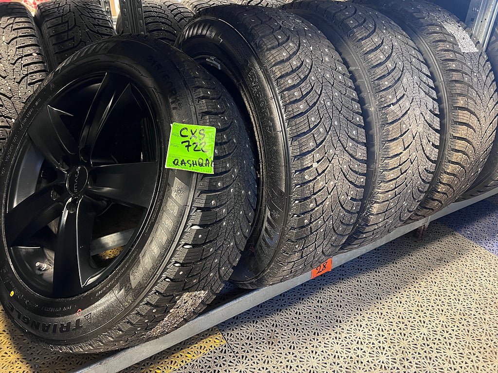 Vehicle Image 30