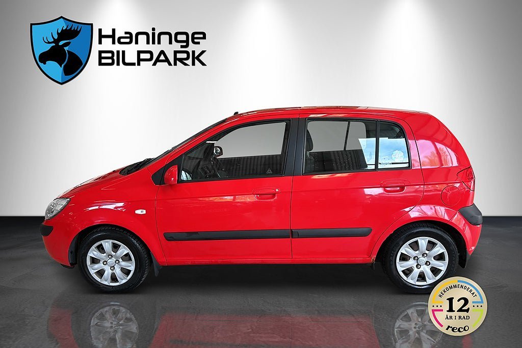 Vehicle Image 6