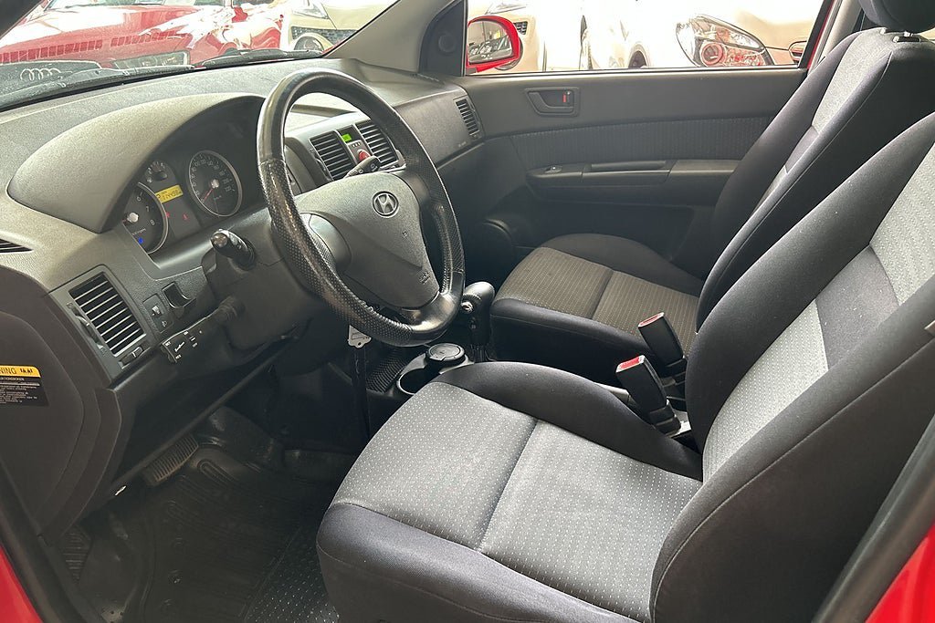 Vehicle Image 10